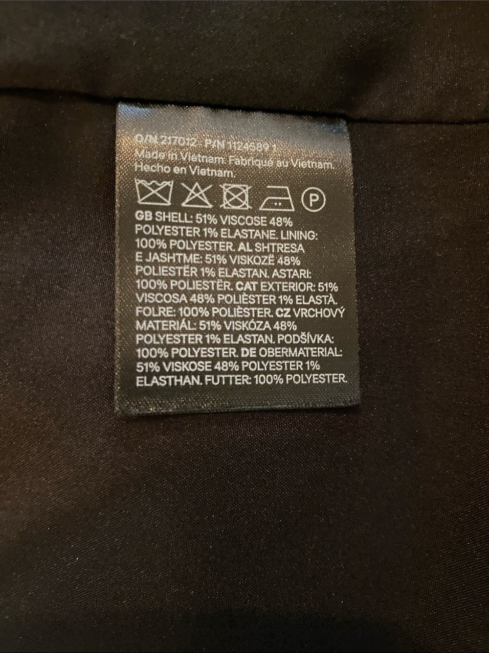 Black Blazer Jacket - Women’s - H&M - Picture 8 of 8